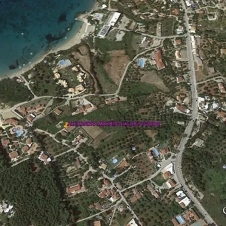 Alexandra Makris Gialos Studios * Lassi (Kefalonia)